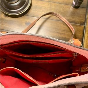 Dooney & Bourke purse